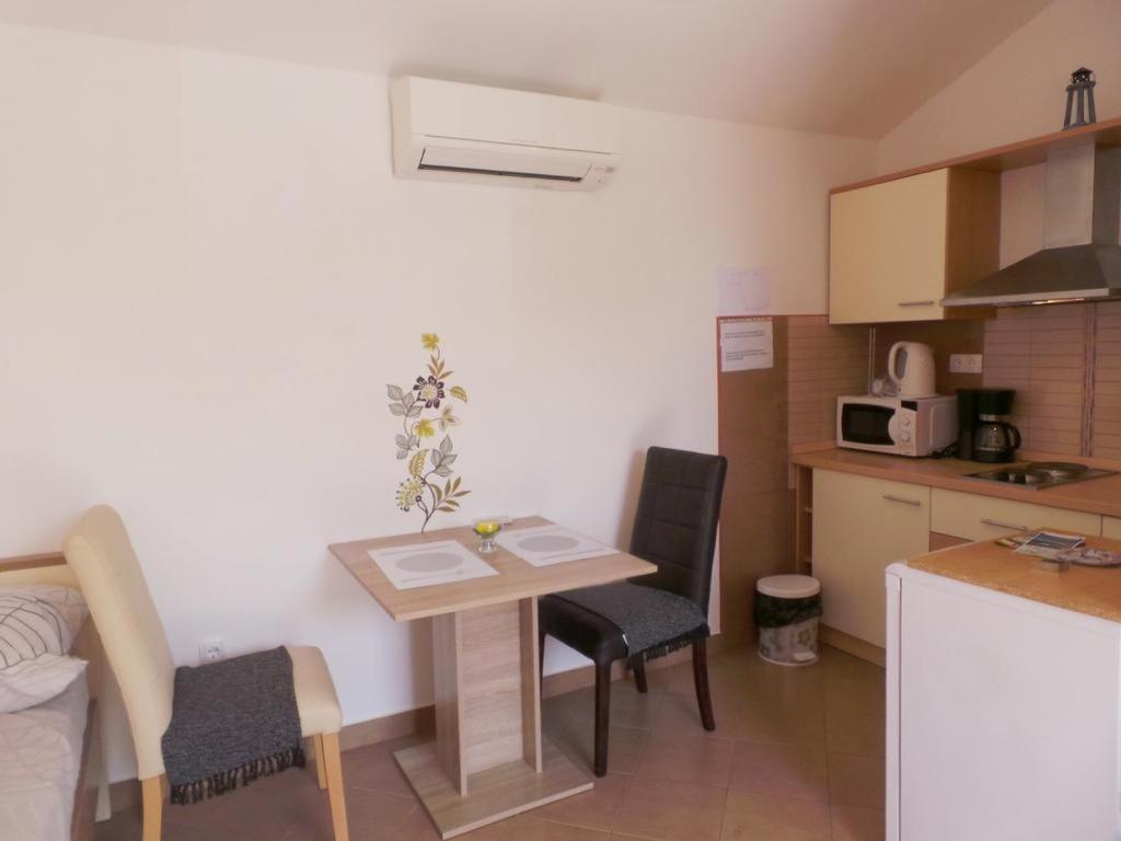 Ferienwohnung Marino Seget Vranjica Exterior foto